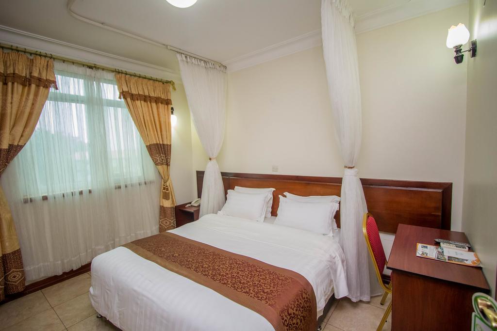 Casa Miltu Hotel Kampala Exterior foto